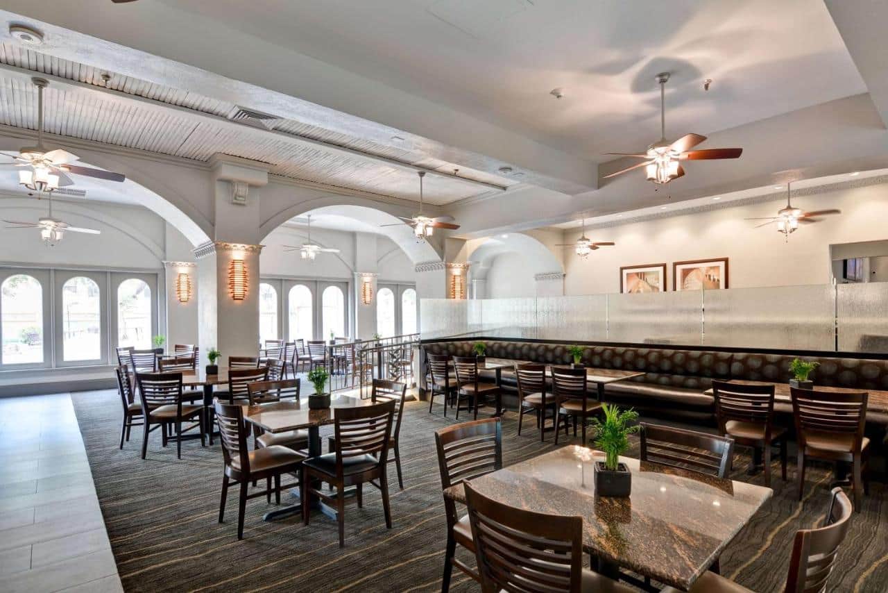 Embassy Suites by Hilton Miami International Airport