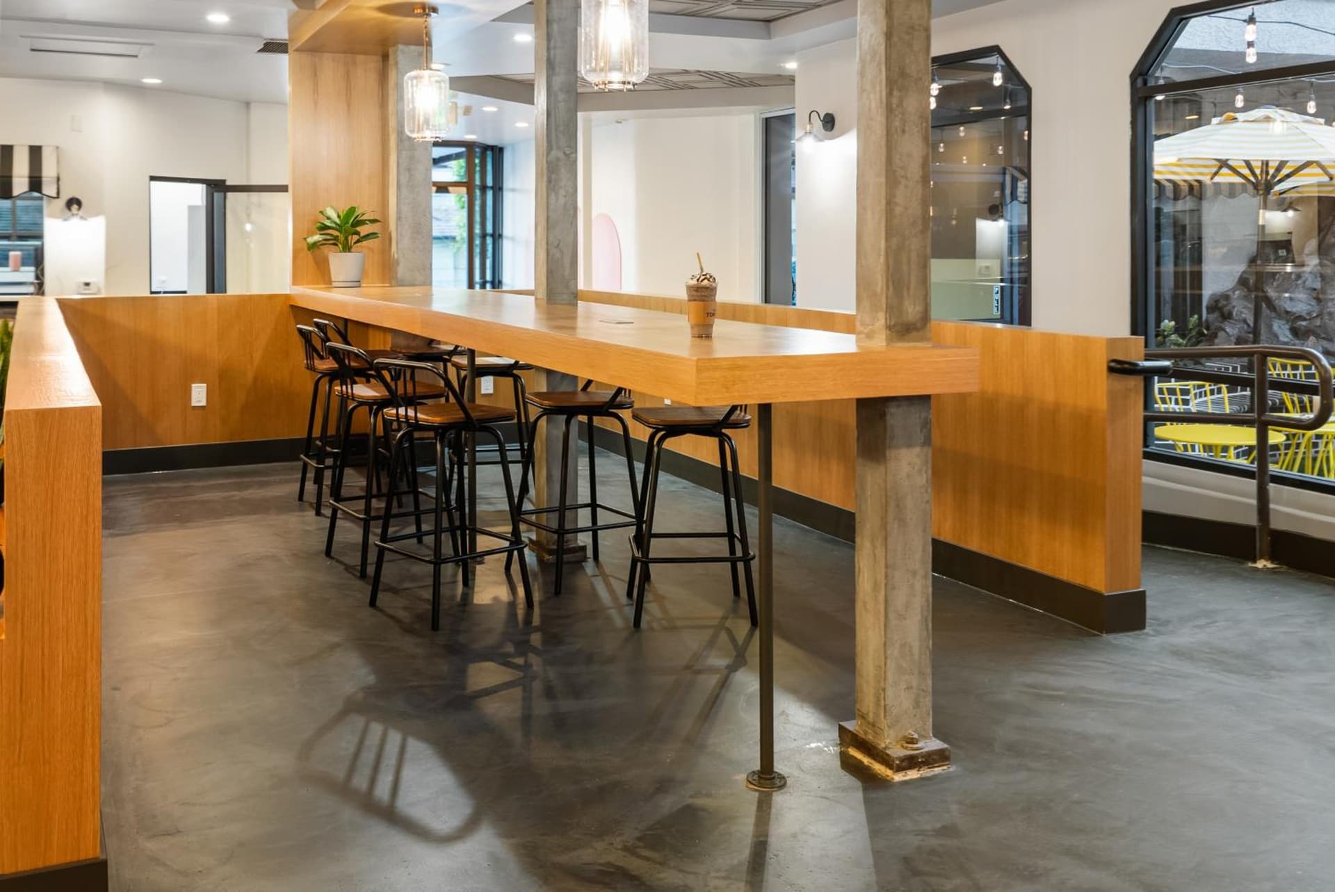 The Live Hotel