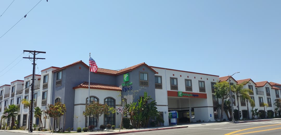 Holiday Inn Express Hotel & Suites Hermosa Beach, an IHG Hotel