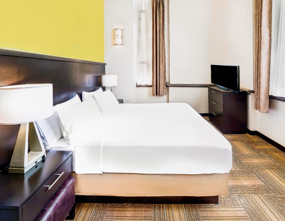 Staybridge Suites Baltimore Inner Harbor