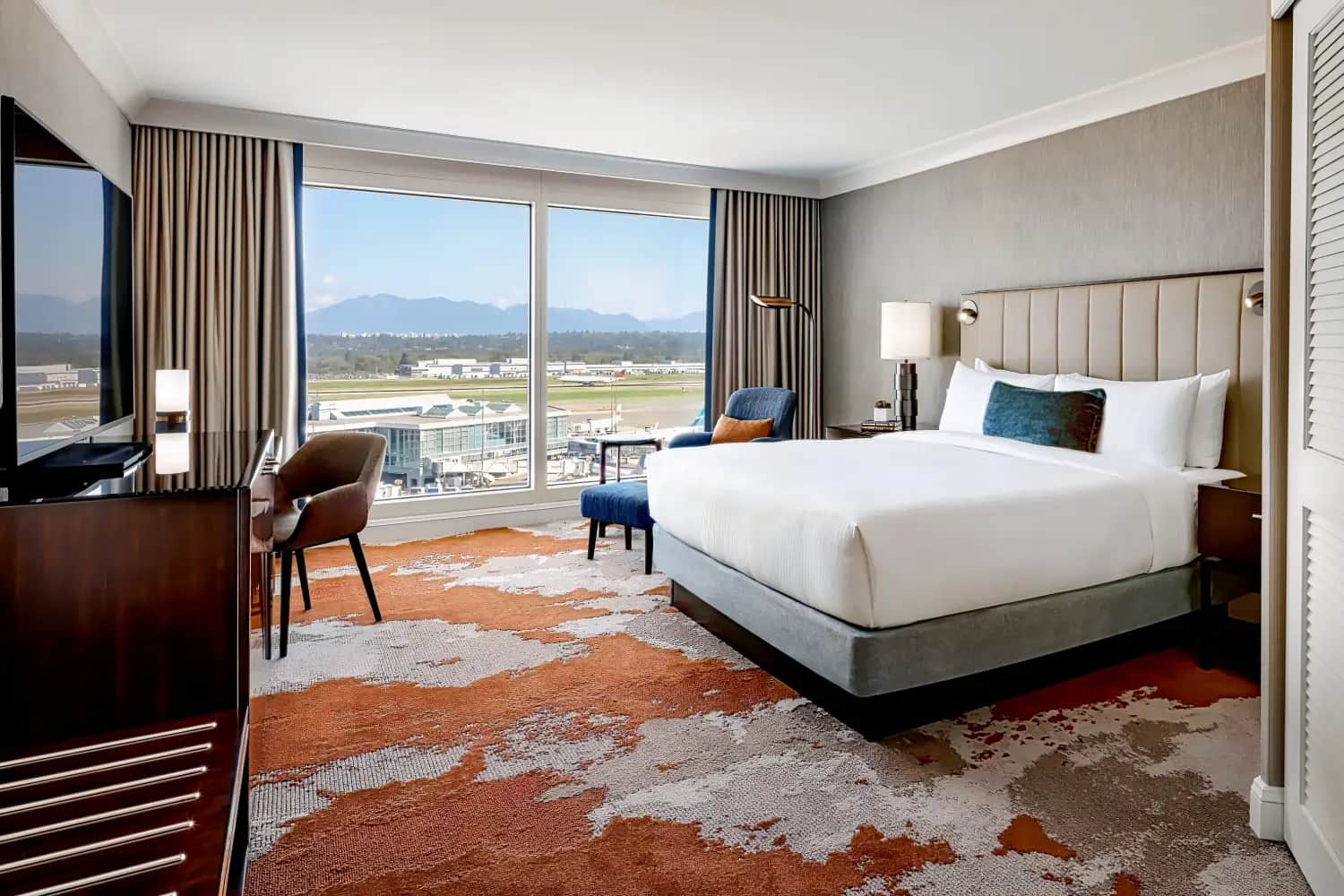 Airport Hotel